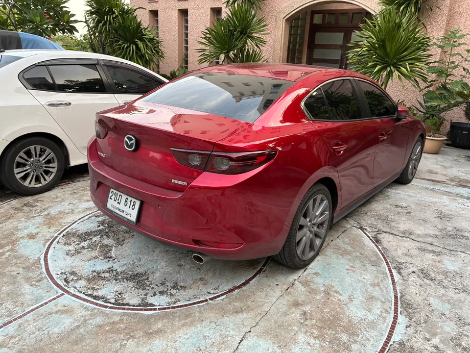3742763