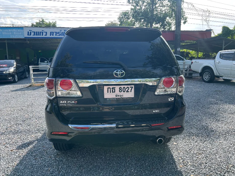 3892183