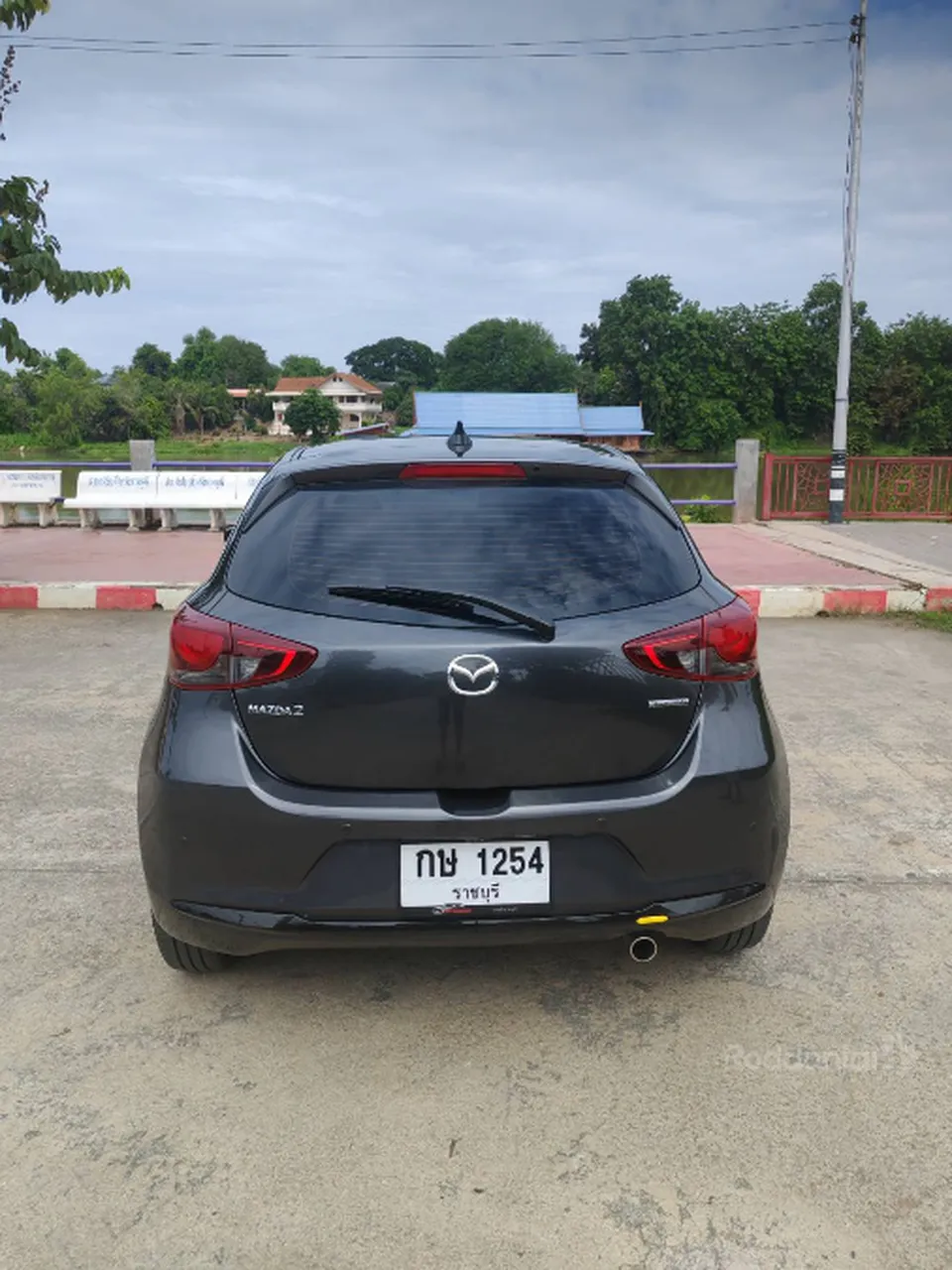 3916384